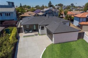 525 bungalow El Segundo