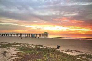 Manhattan pier winter sunset