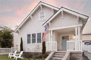 Classic beach homes in El Segundo