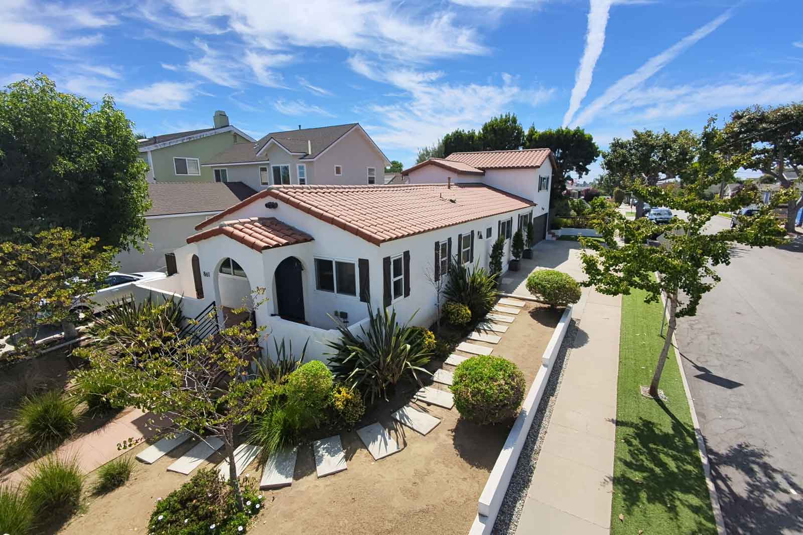 861 Sheldon El Segundo