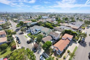 El Segundo drone photo of the neighborhood